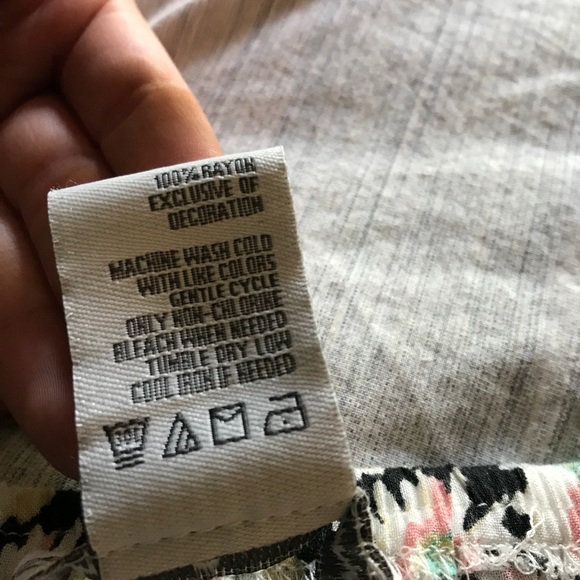 🌸American Rag Romper🌸 - Picture 4 of 4